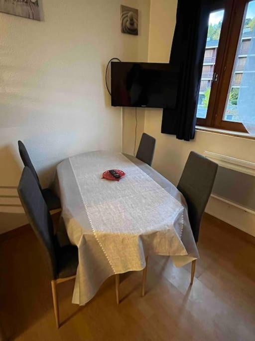 Charmant Studio A Font-Romeu Avec Place De Parking エクステリア 写真
